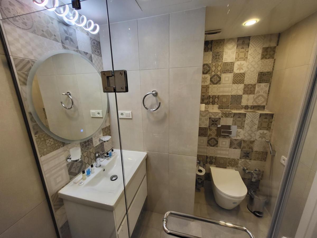 Holiday Apartments Batumi Esterno foto