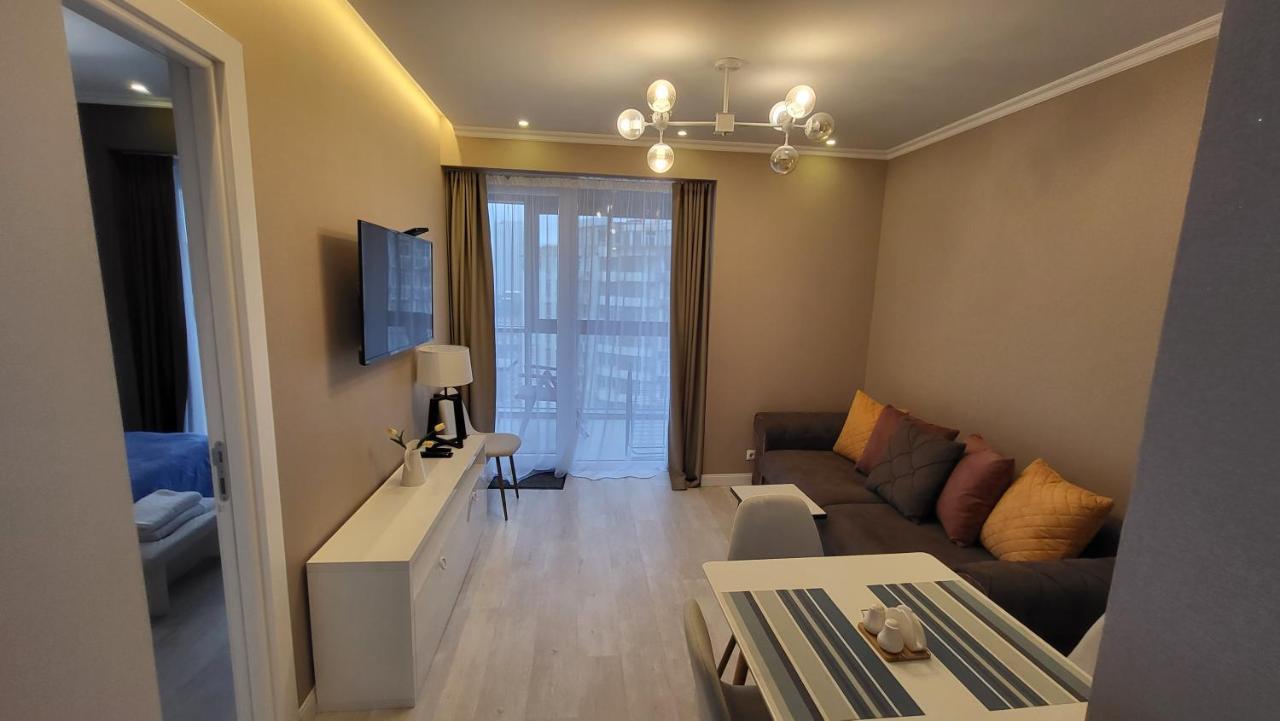 Holiday Apartments Batumi Esterno foto